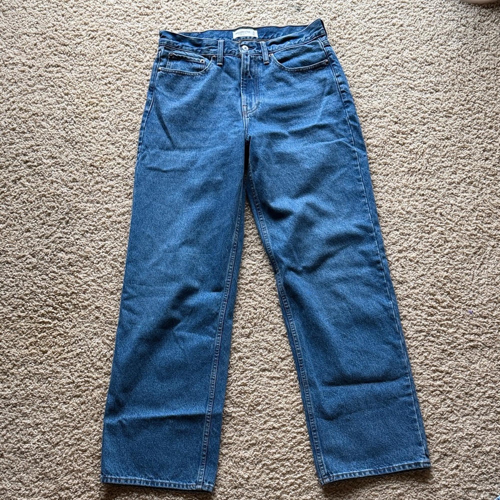 Abercrombie & Fitch Mid Rise Slouchy Jeans - Blue